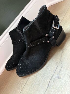 Size 8 Suede Studded Booties